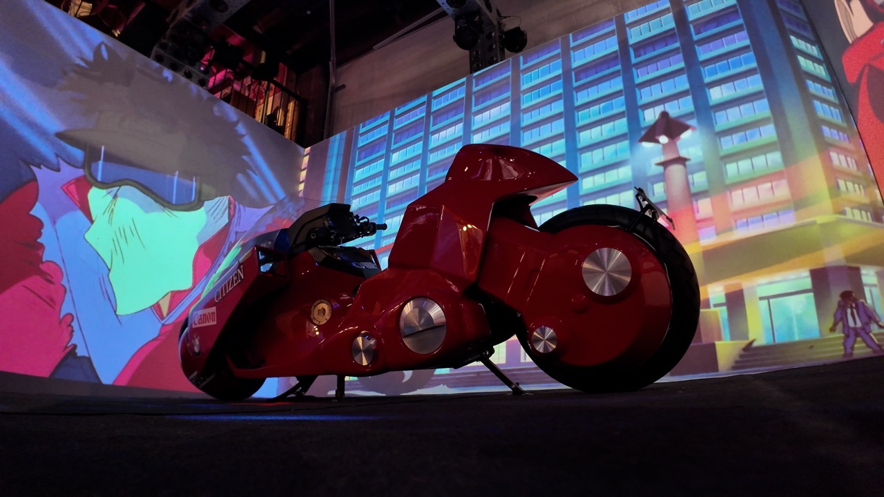 Akira Projections